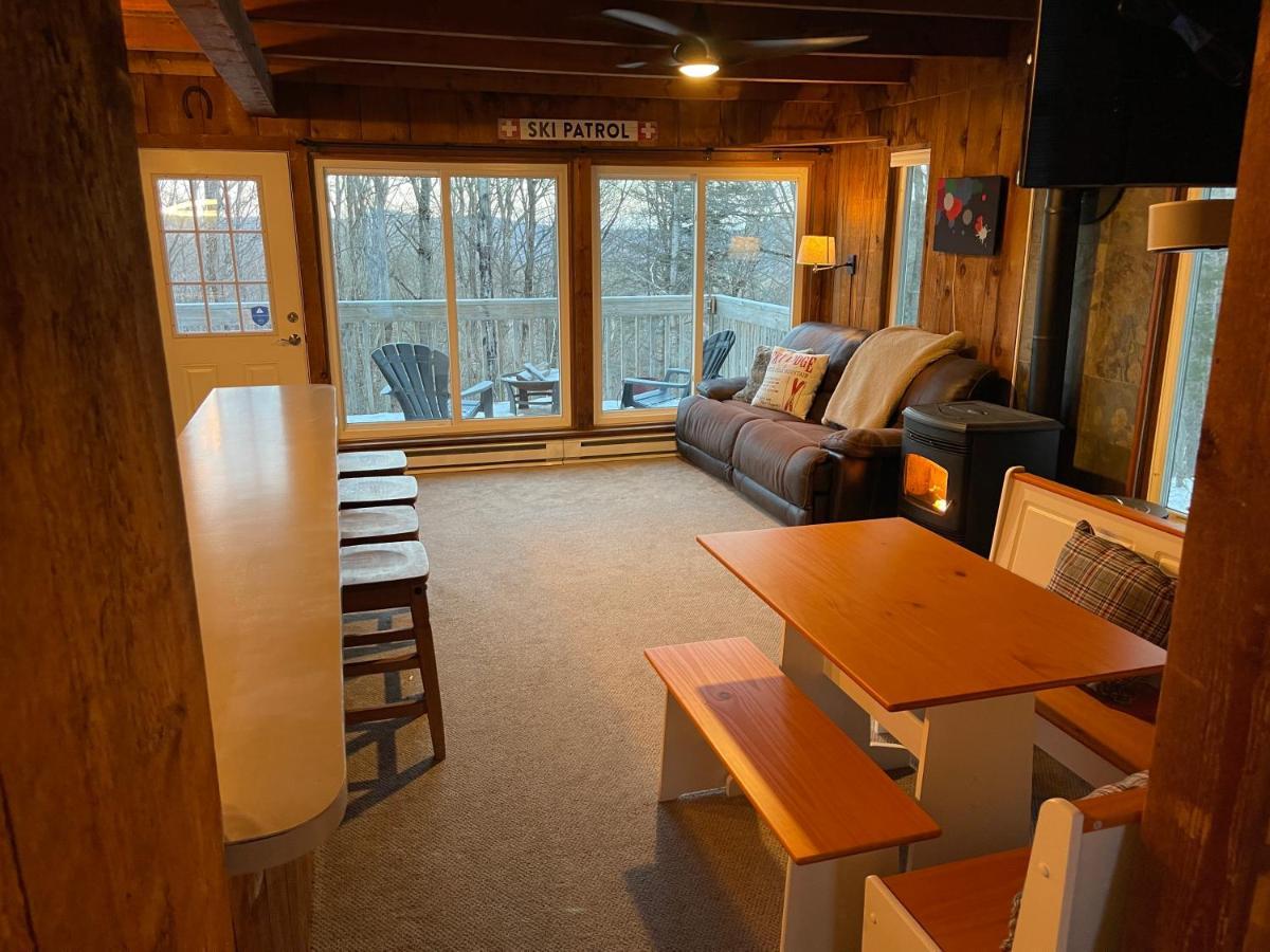 Mandy'S Mountain Chalet Dover Exterior photo